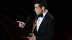 Ciuman dan Kemenangan Pertama Rami Malek