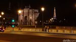 Foto: Berburu Cahaya Magis di Museum Louvre