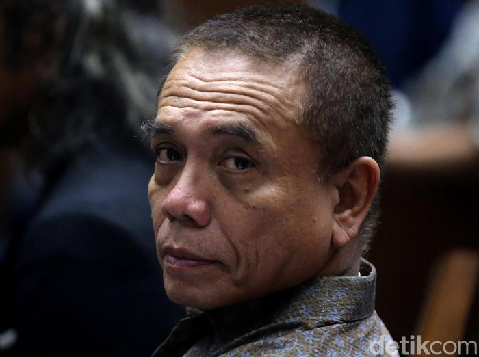 Irwandi Yusuf jalani sidang lanjutan kasus suap yang menjeratnya. Kali ini, jaksa membongkar lokasi penyerahan uang suap kepada Gubernur nonaktif Aceh itu.