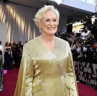 Glenn Close adalah pemegang rekor dalam jumlah nominasi Oscar di antara aktris lainnya. Namun, satu hal yang paling membahagiakan bintang Fatal Attraction dan 101 Dalmatians ini ketika menjadi ibu untuk pertama kalinya di usia 41 tahun. Anak perempuan itu dinamai Annie Starke dan mengikuti jejak sang ibu sebagai aktris. (Foto: Getty Images)