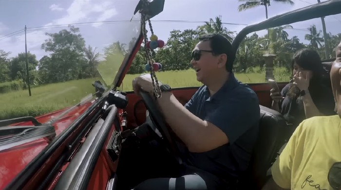 Ahok Nyetir VW Safari di Bali