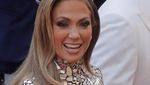 Kilauan Jennifer Lopez di Oscar 2019