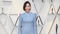 Charlize Theron masuk dalam list tersebut dengan bayaran 23 juta USD atau senilai Rp 327 milair. Frazer Harrison/Getty Images