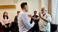 Sama seperti SBY, AHY juga menyalami dan memeluk Xanana dengan penuh kehangatan. Istimewa/Dok PD.
