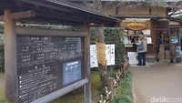 Taman ini dibangun oleh seorang master tea ceremony, Ueda Nagaakira. Ueda Nagaakira juga menjadi pengikut utama dari sang daimyo. (Bonauli/detikTravel)