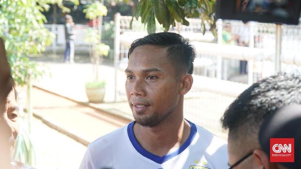 Bek Mitra Kukar Gabung Latihan Persib Bandung
