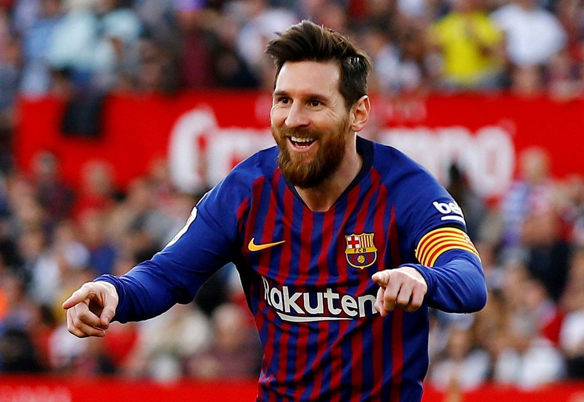 Vinicius Jr mengatakan, kehebatan Lionel Messi tak membuat Real Madrid keder. Foto: Marcelo del Pozo / Reuters