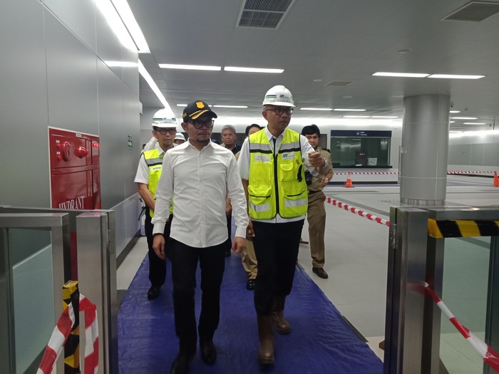 Menaker Sebut MRT Bawa Perubahan dan Budaya Baru Warga Jakarta
