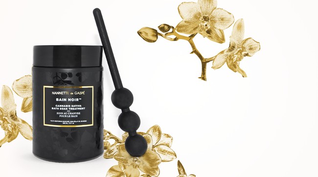 Para nominator Academy Awards 2019 juga akan membawa pulang produk kecantikan dari Nannette de Gaspé. Merek yang satu ini merupakan brand skincare mewah asal Kanada yang didirikan wanita cantik bernama Nannette de Gaspé. Nannette dan suaminya dikenal merintis perusahaan biotech. Skincare dari Nannette kini masuk dalam daftar must have oleh para pecinta kecantikan. Foto: Istimewa