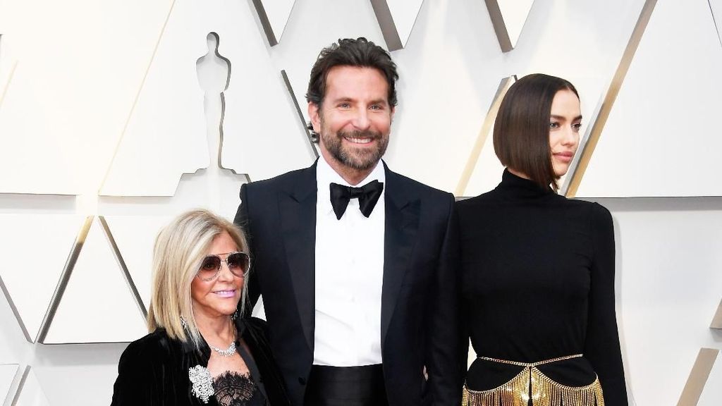 Hubungan Unik Bradley Cooper dengan Sang Bunda