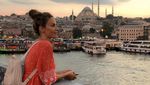 Foto: Liburannya Supermodel Turki, Tulin Sahin