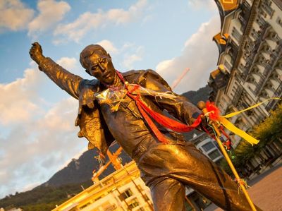 Foto: Yuk Lihat Lagi Patung Freddie Mercury di Swiss