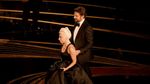 Mesra Abis! Duet Lady Gaga dan Bradley Cooper di Panggung Oscar