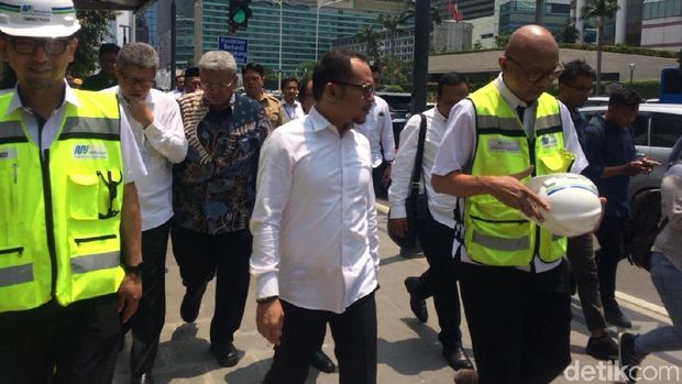 Giliran Menaker Jajal MRT HI-Lebak Bulus