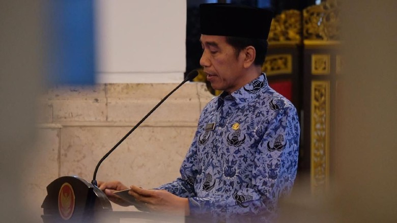 Jokowi Minta Korpri Turunkan Angka Stunting dan Awasi Dana Desa Jokowi Minta Korpri Turunkan Angka Stunting dan Awasi Dana Desa