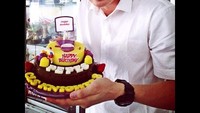 Wah, begini paras Wijin di tahun 2014 lalu. Ia terlihat sedang merayakan ulang tahunnya dengan sebuah kue bertema lapangan basket.  Foto: Instagram jaysforeal
