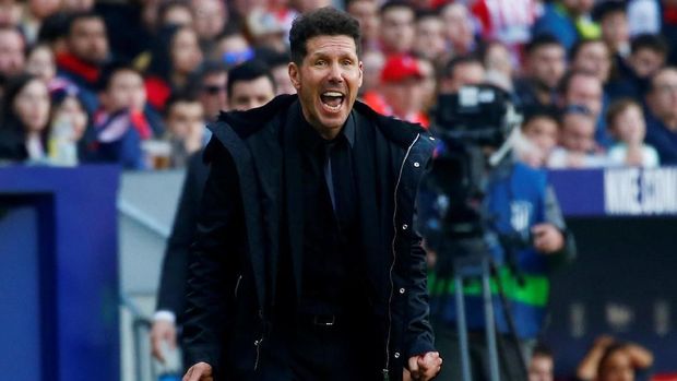 Akibat meniru ulah Simeone, Ronaldo kena denda.