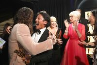 Ikat Rambut Jadul Jason Momoa di Oscars 2019 Viral, Akankah Jadi Tren?