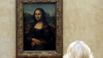 Lukisan Monalisa hasil karya Leonardo da Vinci ini menjadi salah satu lukisan paling terkenal di dunia. Kasus hilangnya lukisan ini pun menggegarkan masyarakat dunia di tahun 1911 walau akhirnya berhasil ditemukan. Chris Radburn-Pool/Getty Images.