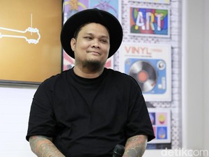 Jadi Mualaf hingga Belajar Ngaji, Virgoun Dibully soal Hijrah