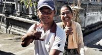  Para kolok susah berkomunikasi dengan warga di luar Desa Bengkala (Mark Eveleigh/BBC Travel)