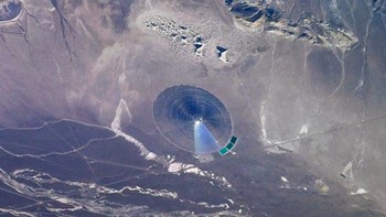 Pemandangam megaproyek listri tenaga surya di Nevada, Amerika Serikat. Foto: Instagram