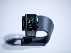 Penampakan Smartwatch Nubia yang Punya Layar Lengkung