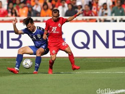Sampai laga berjalan 70 menit, belum ada gol yang tercipta.
