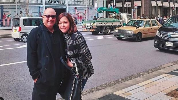 Maia dan Irwan di Jepang.