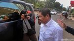 Jurus Bungkam Bupati Bengkalis Usai Diperiksa KPK