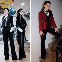 Luna Maya dan Syahrini sama-sama mengeluarkan sisi boyish mereka dalam balutan setelan. Siapa yang paling keren? (Foto: Instagram)