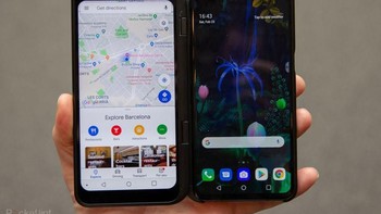 L ayar kedua LG V50 adalah semacam casing yang dapat dipasangkan ke bodinya seluas 6,2 inch, juga berteknologi OLED. Foto: Pocket Lint
