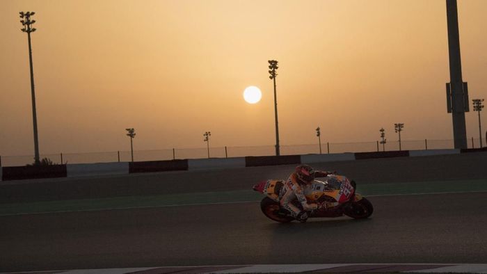 Marc Marquez finis ketiga di hari terakhir tes MotoGP Qatar. Foto: Mirco Lazzari gp / Getty Images