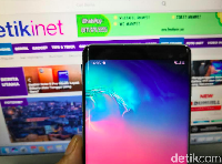 Cara Sembunyikan Lubang Kamera dari Layar Galaxy S10