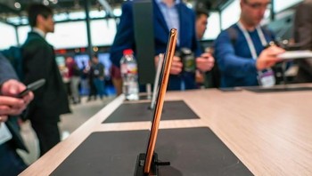 Baterainya berkapasitas 4.000 mAh dan dilengkapi fitur pengisian cepat. Foto: GSM Arena