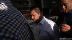 Jurus Bungkam Bupati Bengkalis Usai Diperiksa KPK