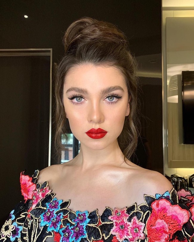 Maya dan Liam sudah lama saling mengenal sejak One Direction belum bubar. Saat berusia 15 tahun, Maya adalah penggemar berat boyband yang populer dengan lagu What Makes You Beautiful itu. Foto: Instagram