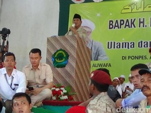 Di Sumenep, Prabowo Mengaku Sejak Dulu Dekat dengan Ulama Madura