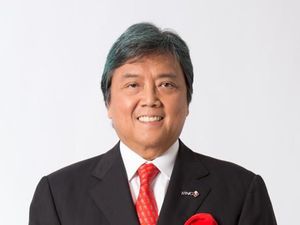 Cerita Kedekatan Calon Mertua Syahrini dengan Keluarga Soeharto