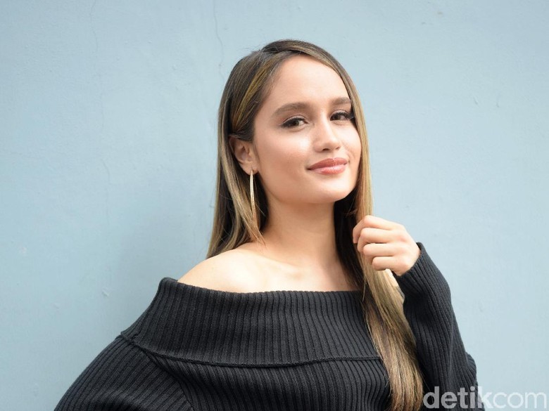 Ditanya soal Pacar, Cinta Laura Pilih Bahas Karier Ditanya soal Pacar, Cinta Laura Pilih Bahas Karier