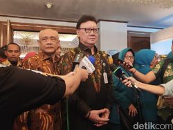 Kata Mendagri soal WNA Punya e-KTP