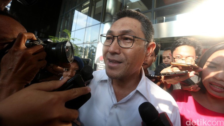 KPK Panggil Anggota DPR F-PAN Tersangka Kasus Mafia Anggaran KPK Panggil Anggota DPR F-PAN Tersangka Kasus Mafia Anggaran