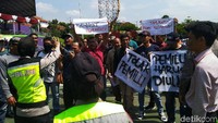 Untuk pengamanan Pemilu 2019, Polres Ciamis menerjunkan 526 personel. Dibantu dari Polda Jabar, anggota TNI dan Linmas. Total anggota gabungan dalam mengamankan Pemilu di Kabupaten Ciamis dan Kabupaten Pangandaran mencapai 2000 personel.