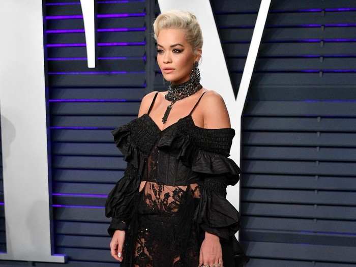 BEVERLY HILLS, CA - FEBRUARY 24:  Rita Ora attends the 2019 Vanity Fair Oscar Party hosted by Radhika Jones at Wallis Annenberg Center for the Performing Arts on February 24, 2019 in Beverly Hills, California.  (Photo by Dia Dipasupil/Getty Images)