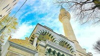 Masjid ini menjadi salah satu masjid yang menjadi obrolan di Indonesia karena digunakan sebagai tempat pernikahan Syahrini. (Instagram/@tokyocamii)