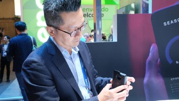 Namun menurut petugas Motorola yang ditemui detikcom ketika menjaga booth di MWC, ke depannya, Moto Mod 5G nantinya bakal dipasangkan dengan Motorola Z generasi pertama dan kedua. (Foto: detikINET/Ardhi Suryadhi)