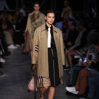 Model baju renang asal Rusia itu pun sebenarnya senang dengan kesuksesan A Star is Born yang juga terjadi karena chemistry antara Bradley dan Gaga. Foto: Dok. Instagram/irinashayk