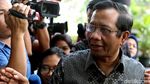 Gaya Mahfud MD Saat Sambangi Kantor KPK