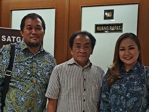 Bupati Banjarnegara dan Lasmi Pelapor Kasus Pengaturan Skor Temui Satgas