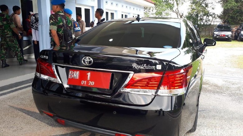 Pemprov Riau: Gubernur Syamsuar Tolak Mobil Dinas Baru Pemprov Riau: Gubernur Syamsuar Tolak Mobil Dinas Baru